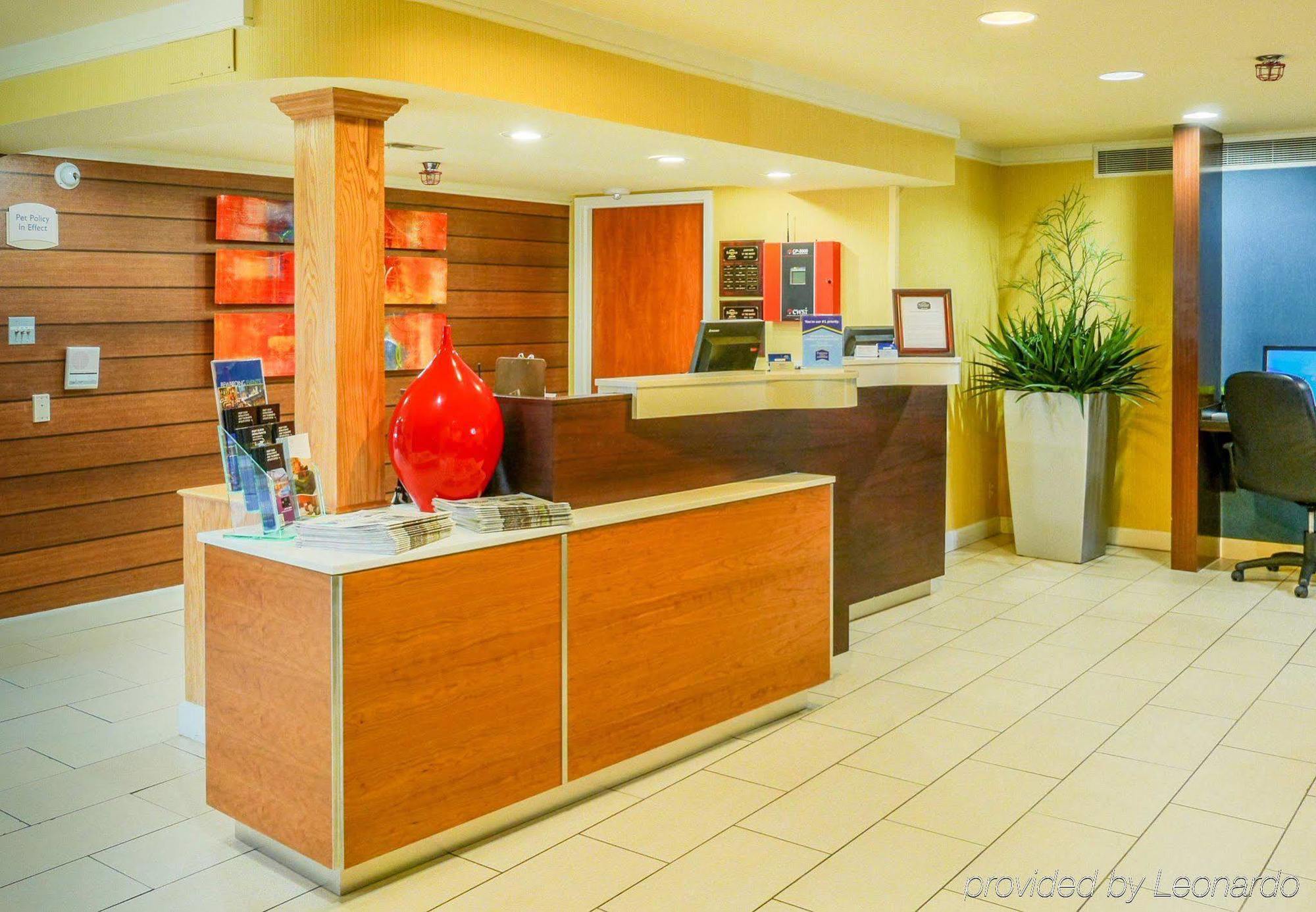 Quality Inn Fayetteville Near Fort Bragg Exterior foto